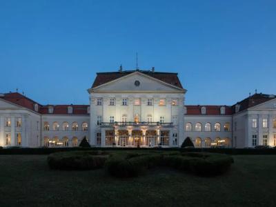 Austria Trend Schloss Wilhelminenberg Wien - 26