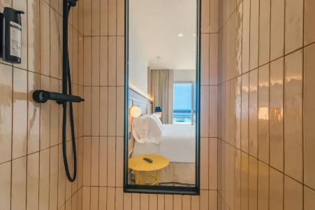 Akquaaa Boutique - 70