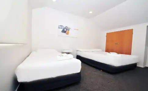 Auckland Airport Motel - 1