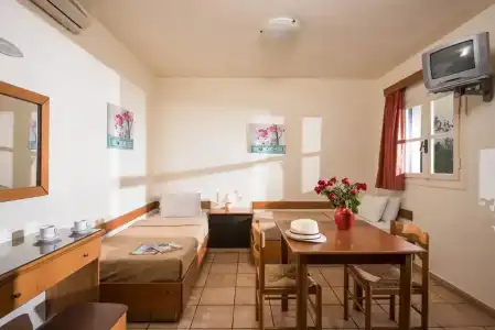 Dia Apts - 18