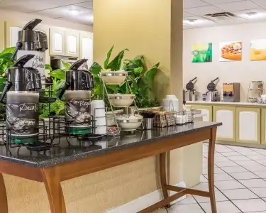 Quality Inn At the Mall - Valdosta - 19