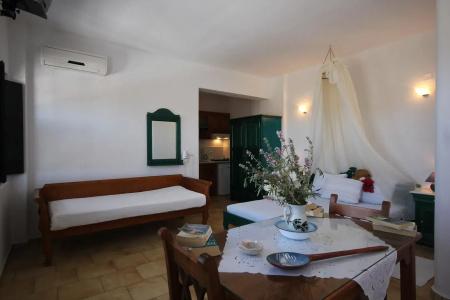 Vrachia Studios & Apartments - 1