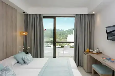 Ona Palmira Paguera - 7