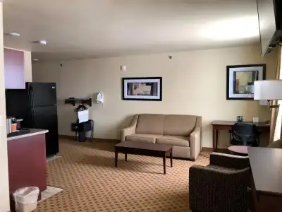 Cobblestone & Suites – Pulaski/Green Bay - 12
