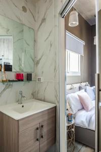 Dream Beach TLV Boutique - 8