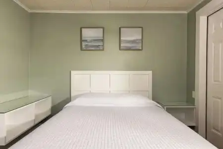 Eagle House Motel - 15