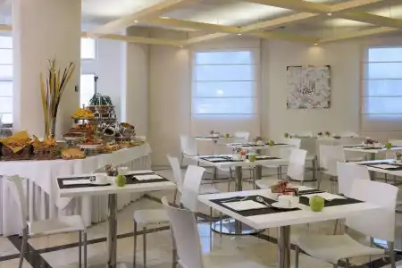 Four Points Flex by Sheraton Bologna Airport - 14
