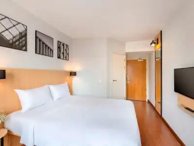 ibis Bangkok Sathorn - 2