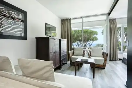 Bellevue & Resort - 148