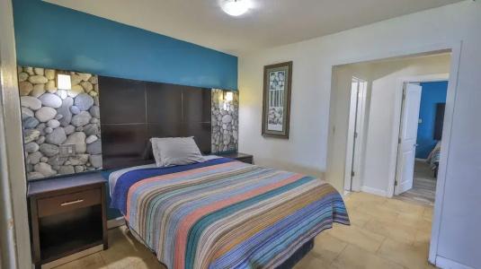 Driftwood Beach Motel - 249