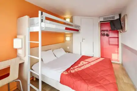 Hôtel Première Classe Caen Nord - Mémorial - 39