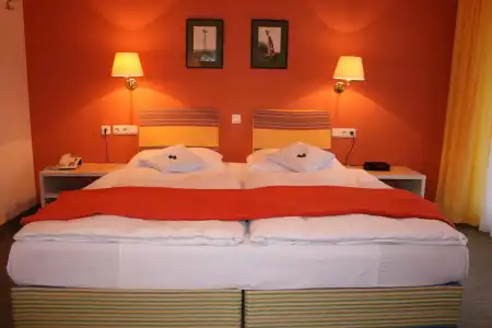 Parkhotel - 3