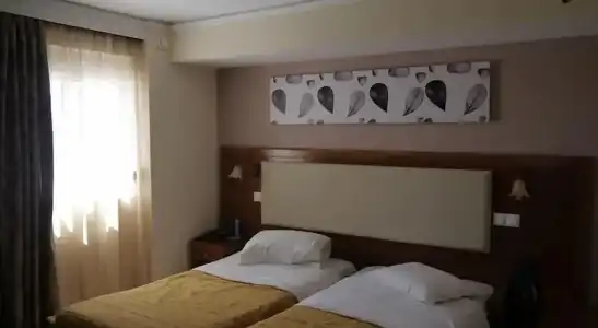 Agrelli & Suites - 200