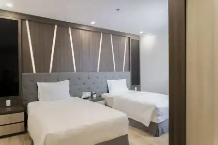 Seven Seas and Apartment - 52