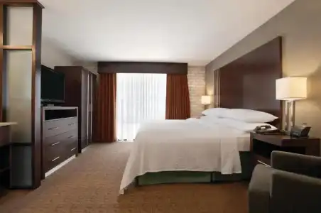 Embassy Suites Corpus Christi - 37