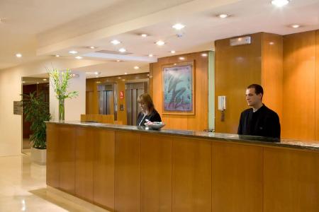 NH Barcelona Eixample - 24