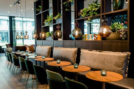 Motel One Stuttgart-Mitte - 14