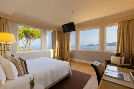 Grand Bristol Spa Resort, by R Collections - 6