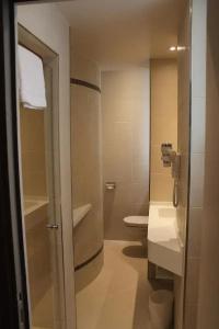 Hôtel Saint Cyr Etoile - 129