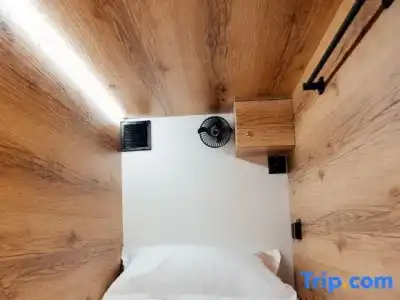 Hostel "13/77" - 32