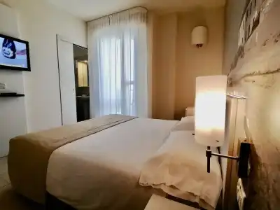 Palace Regina - 63