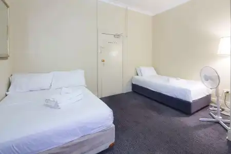 Neutral Bay Lodge - 9