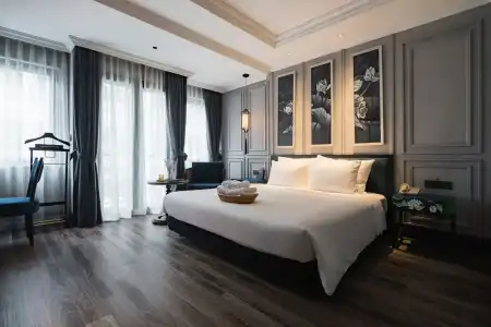 Solaria - 40