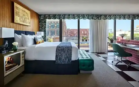 Graduate by Hilton Lincoln - 86