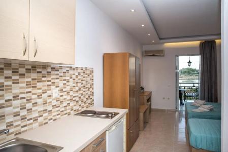 Aphrodite Studios & Apartments - 79