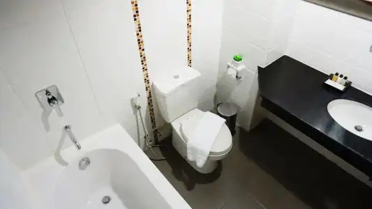 The Greenery Central Suites - 36