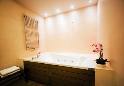 Residence - 33