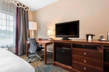 Best Western Erie Inn & Suites - 25