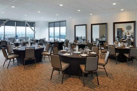 H Los Angeles, Curio Collection by Hilton - 36