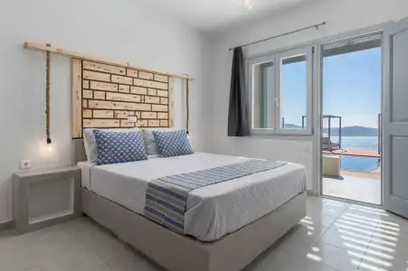 Gizis Cliffside Suites - 39