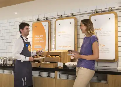 Holiday Inn Express London - Park Royal by IHG - 11