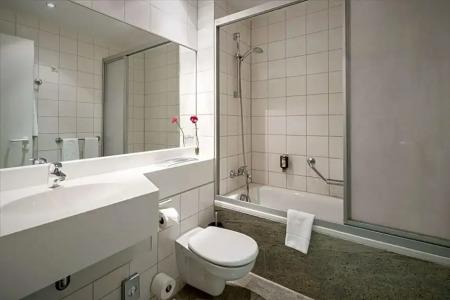 Best Western Plus Excelsior - 32