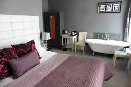 Brighton Inn Boutique Guest Accommodation - 54