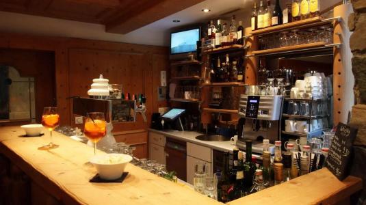 LARET private Boutique - Adults only - 14
