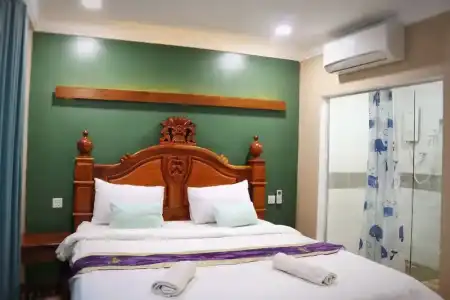Neakru Guesthouse and Restaurant - 36