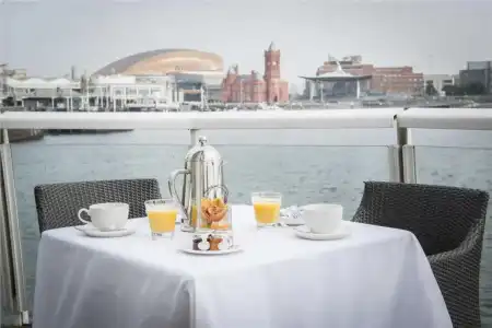 voco St David's Cardiff by IHG - 10