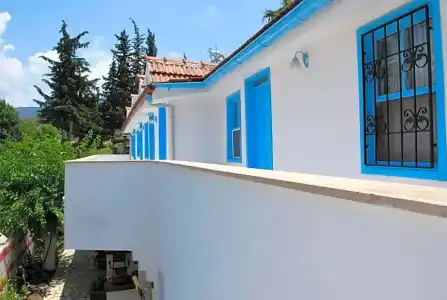 Myra - 0