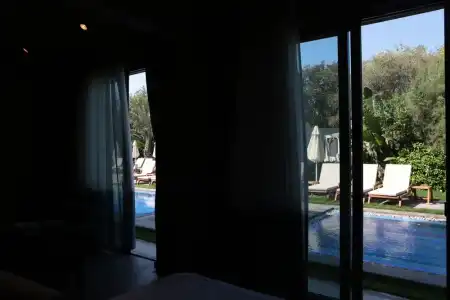 Sandora Boutique - 6