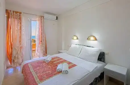 Vila Ivanovic - 24