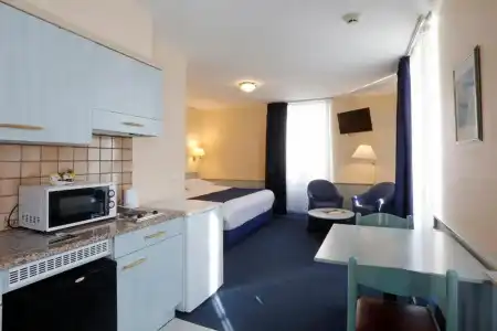 Le Montbrillant Hôtel Residence - 76