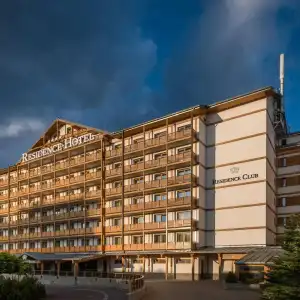 Residence & Club - 31