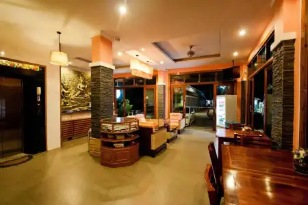 The Chambre Patong - 10