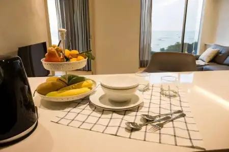 Balcony Seaside Sriracha & Serviced Apartments (SHA Extra Plus) - 11