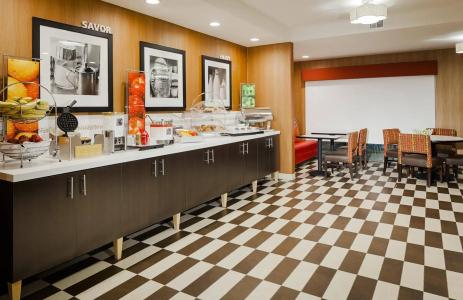 Hampton Inn Madison-East Towne Mall Area - 23