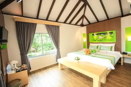 Phi Phi Natural Resort - 2