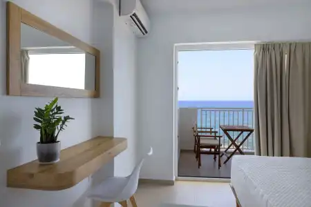 Sea Breeze - 66
